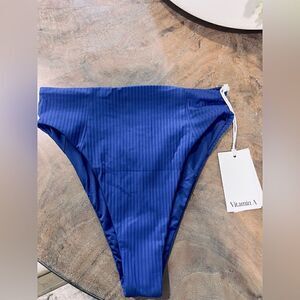 Vitaman A ribbed bikini bottom size small NWT
